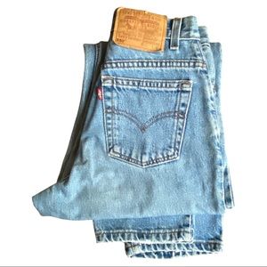 Levi’s 550 vintage mom jeans, high waisted, women’s size 4 short